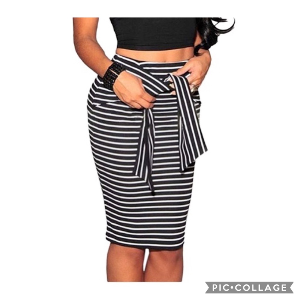 Striped Front tie pencil skirt